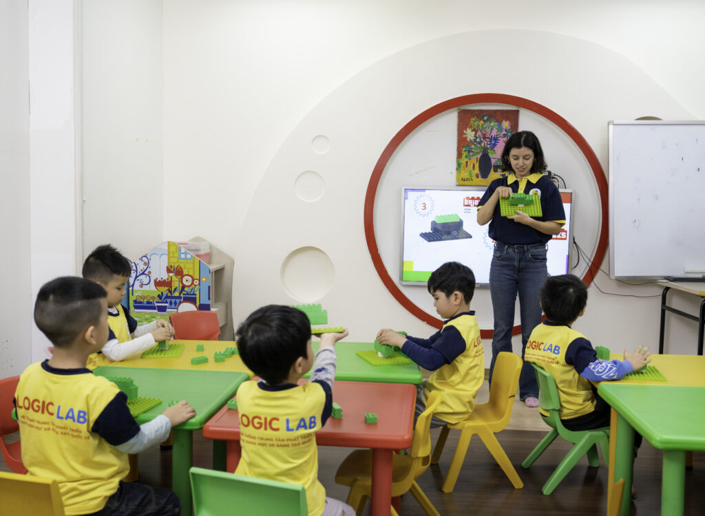 Vì sao phụ huynh nên chọn Logic Lab Bricks 4 Kidz?