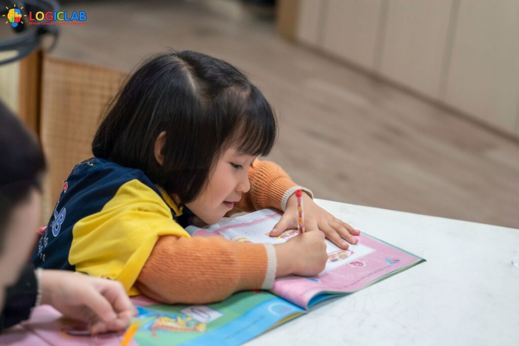 Vì sao nên cho trẻ học toán tư duy trước khi vào lớp 1?