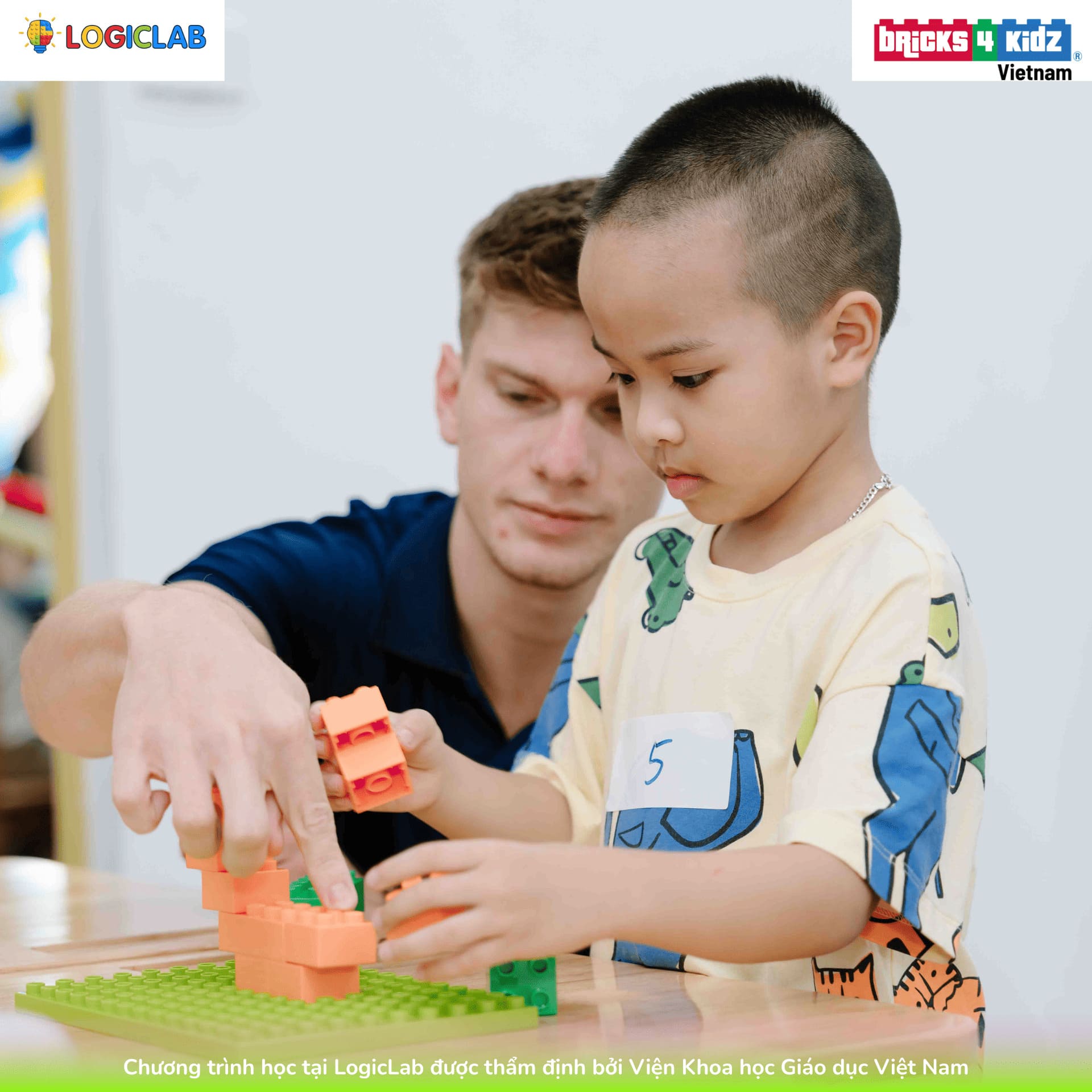 6. Bricks 4 Kidz tại LogicLab đã ứng dụng phương pháp STEAM như thế nào?