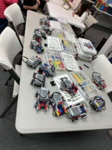 Sản phẩm sau mỗi buổi học tại Logic Lab.