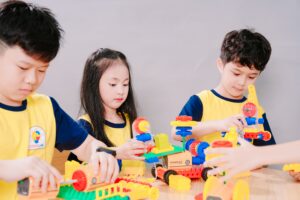 Hoạt động STEAM 5-6 tuổi được thiết kế đơn giản và gần gũi với đời sống hàng ngày.