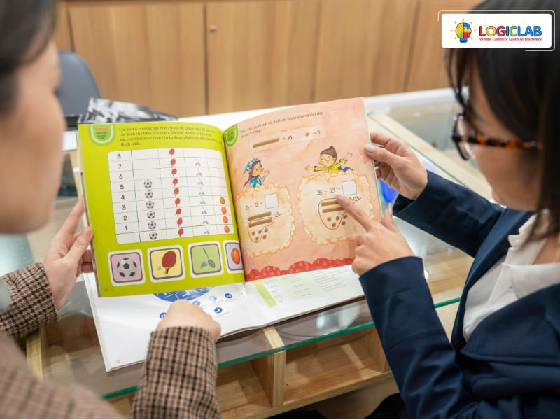 chuyen-gia-logic-lab-huong-dan-phu-huynh-day-toan-tu-duy-tai-nha