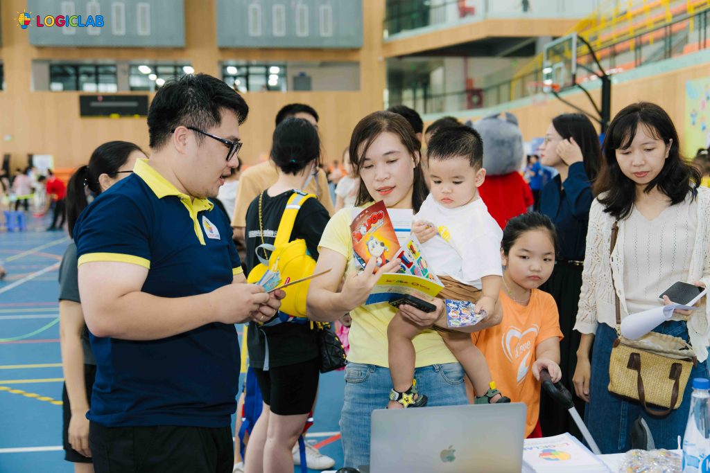 logic-lab-dong-hanh-cung-my-gym-family-2025-ngay-hoi-ket-noi-the-chat-va-tu-duy-toan-dien-cho-be-3